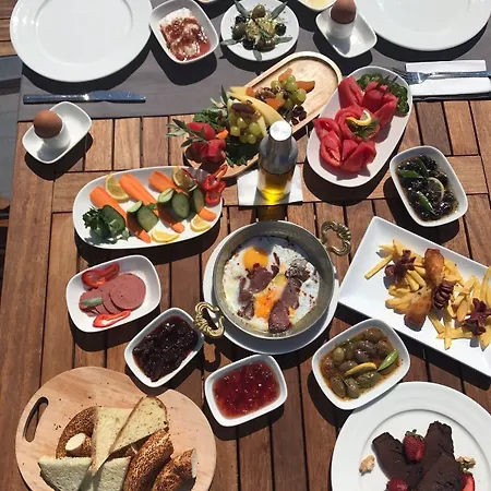 Hotell Kubana Çeşme