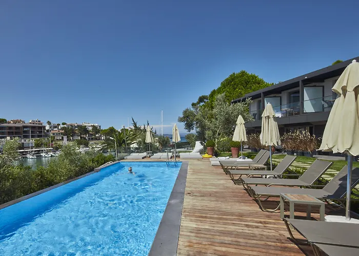 Отель Kubana Кешме